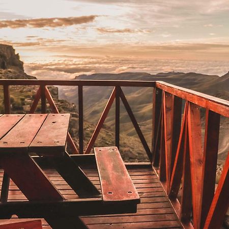 Sani Mountain Lodge Mokhotlong Bagian luar foto