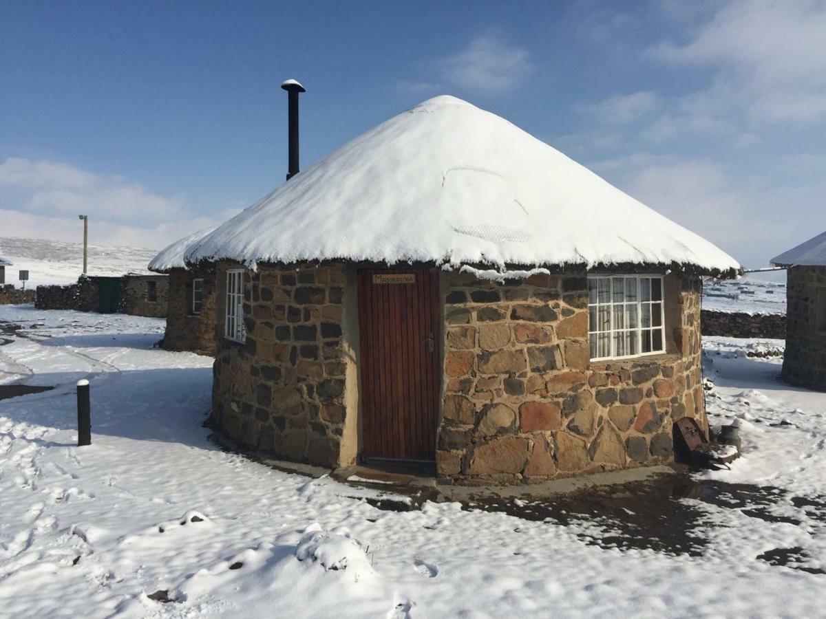 Sani Mountain Lodge Mokhotlong Bagian luar foto